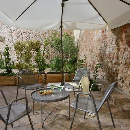 Magnificent 1 Bedroom Aizen Garden View Ground Floor Platia Agion Asomaton *